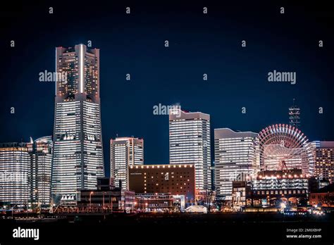 Yokohama Landmark Tower Stock Photo - Alamy