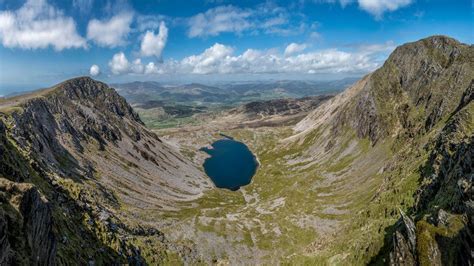 The best walks in Snowdonia: 8 hikes to take you from mighty Snowdon to iconic Tryfan and beyond ...