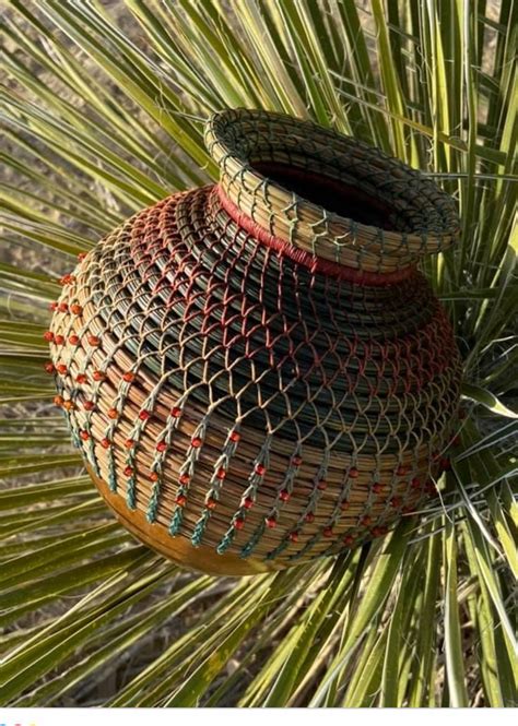 Pin by Kate Burrows on basketry in 2024 | Basket weaving, Pine straw baskets, Basket weaving ...