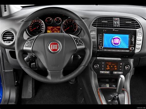 Fiat Bravo Absolute 1.8 16V E.torQ Dualogic - Interior | Wallpaper #95 | 1600x1200