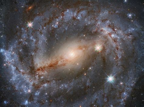 The Hubble telescope stared at this magnificent galaxy for nine hours | Mashable