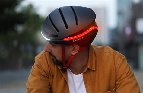 LIVALL EVO21: Affordable smart bike helmet with innovative safety features