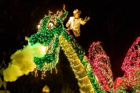 Catch ‘Disneyland Forever’ Fireworks, ‘Main Street Electrical Parade’ Before their Limited-Time ...