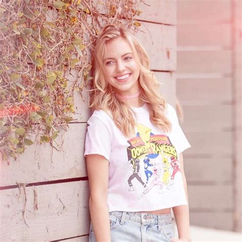 Sydney Scotia Age, Height, Net Worth, Affairs, Boyfriend, Bio & Wiki