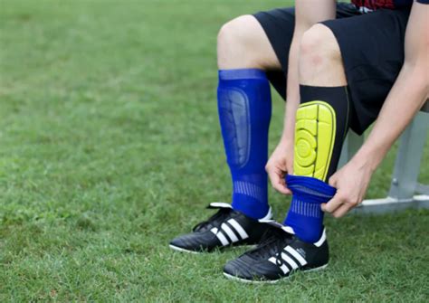 Top 10 best Shin Pads for Football | Protect your Shins from Injuries