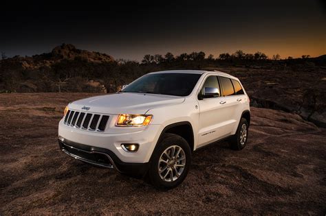 2014 Jeep Grand Cherokee Limited 4x4 - Editors' Notebook - Automobile ...