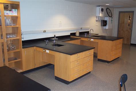 Wood Laboratory Furniture - Lab Furniture and Fume Hoods