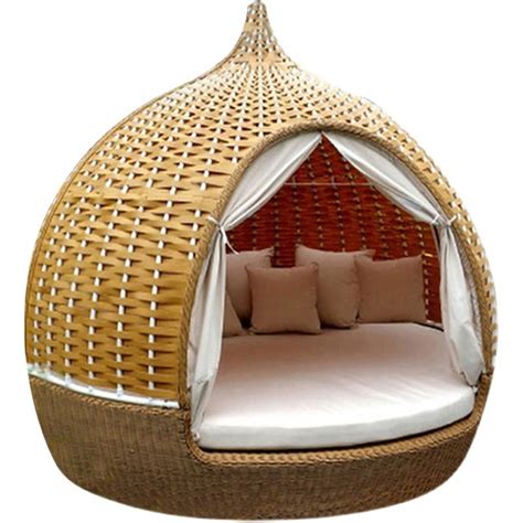 Outdoor Leisure Bird′ S Nest Bed Garden Bed - China Garden Bed and Outdoor Chaise Loung