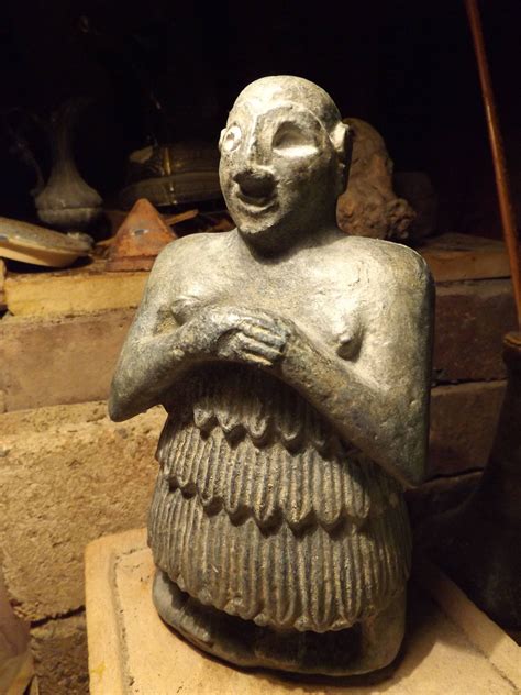 Sumerian temple statue - Mesopotamia - Replica of rare ancient sculpture artifact