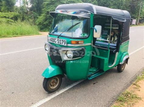 Bajaj RE4S Used 2015 Petrol Rs. 965000 Sri Lanka