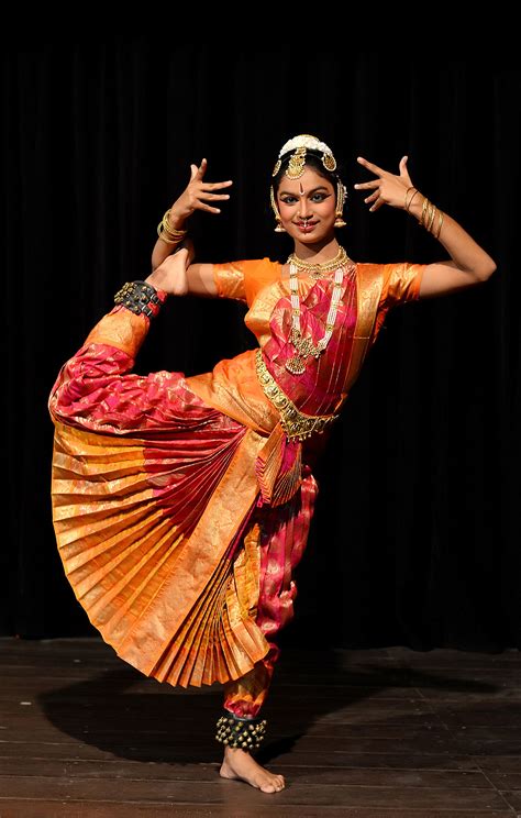 Bharatanatyam - INSIGHTS IAS - Simplifying UPSC IAS Exam Preparation