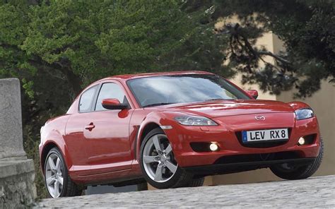 Mazda RX-8 Photos and Specs. Photo: Mazda RX-8 model and 26 perfect photos of Mazda RX-8 | Mazda ...