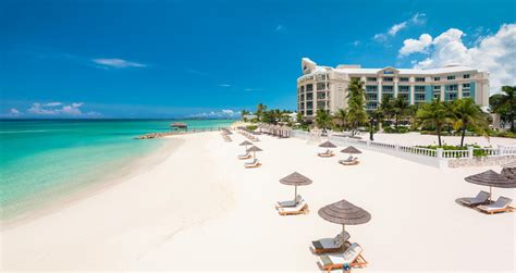 Sandals Royal Bahamian Luxury Resort in Nassau | Sandals