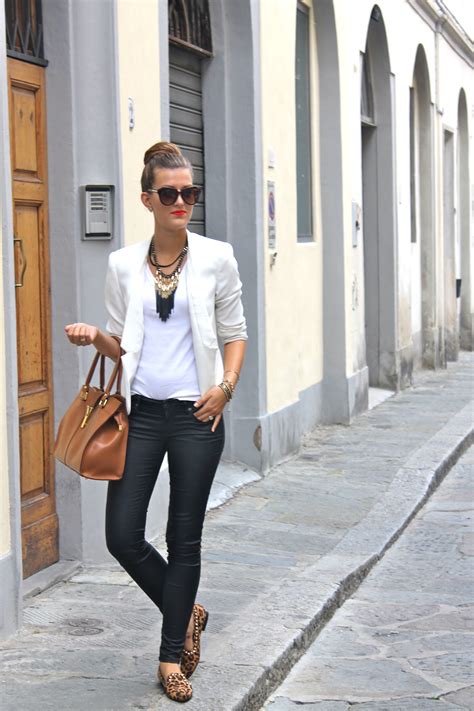 How To Dress Like An Italian Woman 2021 | FashionGum.com