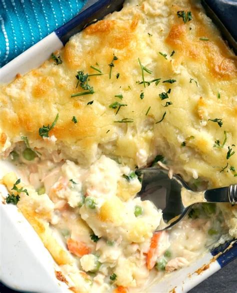 Fish Pie with Mashed Potato Topping | Fish casserole recipes, Fish pie, Seafood dish recipes