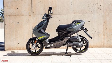 Giá xe tay ga 50cc Yamaha mới nhất hiện nay