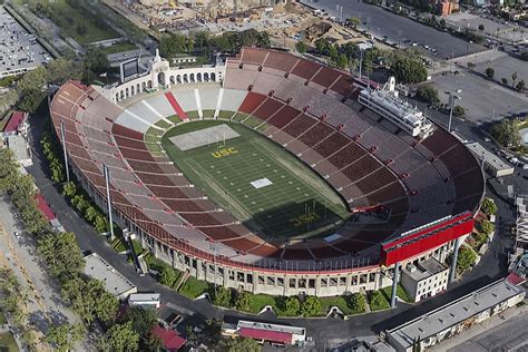 Largest Football Stadium In The World By Seating Capacity | Brokeasshome.com