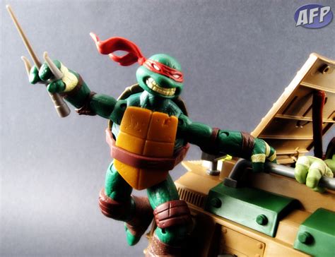 Spotted Online – TMNT Shellraiser Quick Pics at ActionFigurePics – BattleGrip