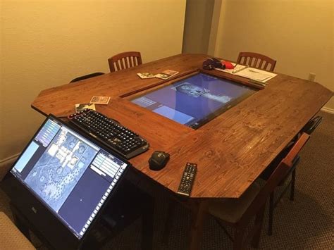 Custom D&D Gaming Table Features 4K Touchscreen | eTeknix