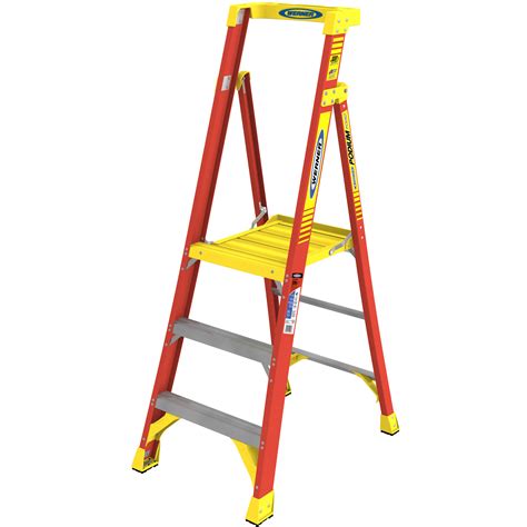 Werner GRP Fibreglass Podium Platform Stepladder - laddersandmore.co.uk