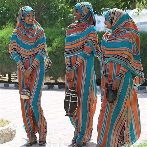 SOMALI ELEGANCE Somali culture at its best during the Cultural Week organized by the SIMAD ...