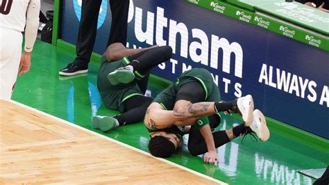 Jayson Tatum Offers Injury Update After Colliding With Jaylen Brown