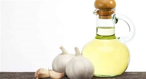 Various health benefits of garlic oil | TheHealthSite.com