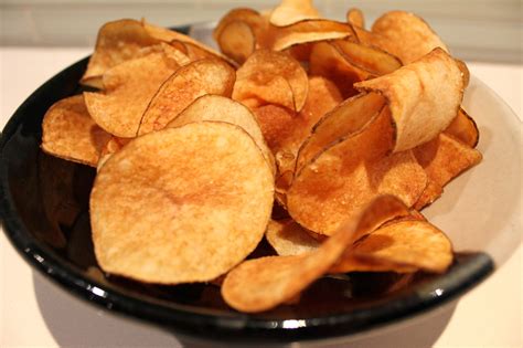 Healthy Homemade Potato Chips (GF) - The Healthy Hubby