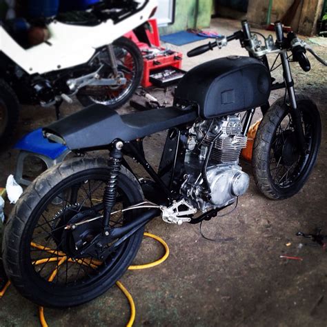 90% done honda cd175 caferacer | カフェレーサー, レーサー