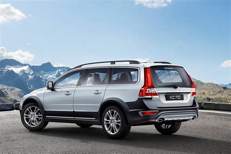 2016 Volvo XC70 Specs, Price, MPG & Reviews | Cars.com