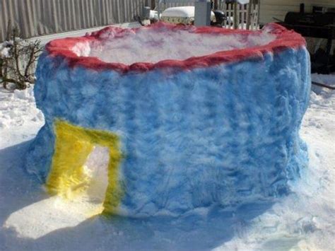 Great Snow Forts (45 pics)