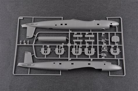 Scalehobbyist.com: FW-200 C-8 Condor by Trumpeter Models