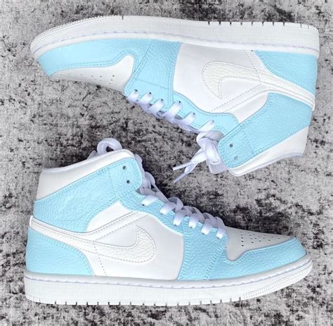 Nike Air Jordan 1 Baby Blue