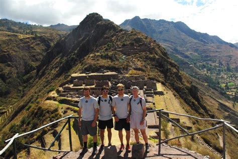 Inca Runners At Pisac 2012 - Streets of Lima