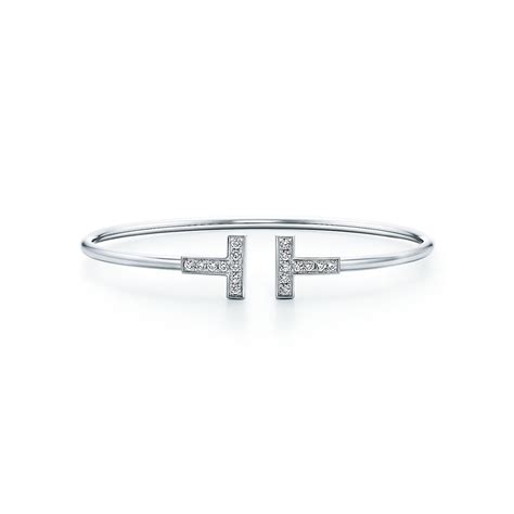 Tiffany T Diamond Wire Bracelet in White Gold | Tiffany & Co. Austria