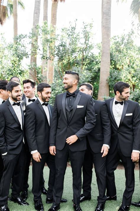 Pin by Makenna Good on Wedding in 2020 | Groom wedding attire, Wedding groomsmen attire, Black ...