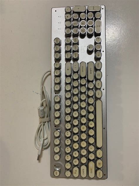 Mechanical keyboard with lights (wired), Computers & Tech, Parts & Accessories, Computer ...