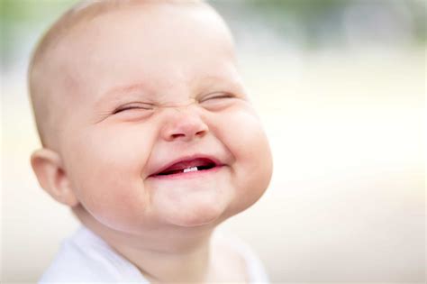 When do babies smile? - baby's smiling blog