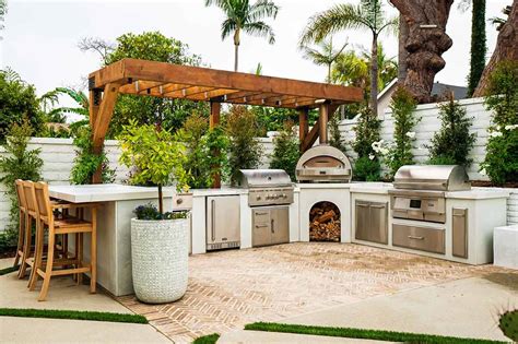 Luxury Outdoor Kitchen: 5 Opulent Ideas & Your Best Option