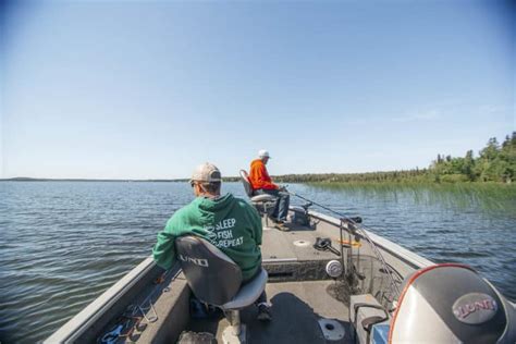 A Beginner's Guide to Fishing in Manitoba (for 2024)