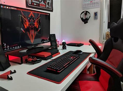 Step up Your Game with 8 Gaming Desk Accessories