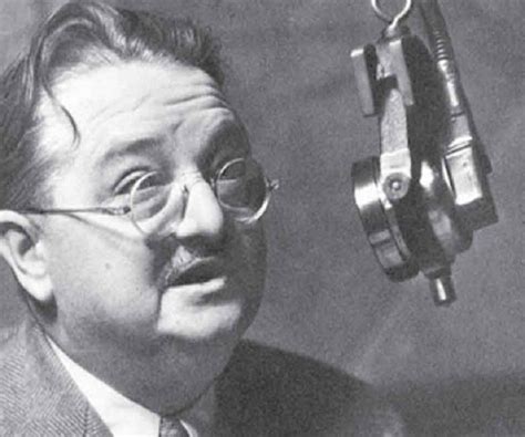 Alexander Woollcott Biography - Childhood, Life Achievements & Timeline