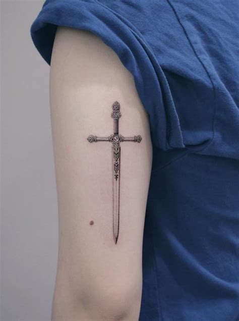 100+ Insanely Crazy Black & Gray Tattoos That Are Truly Inspiring - TheTatt | Sword tattoos for ...