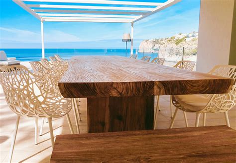 Large wooden dining tables on Mallorca - Living in Mallorca