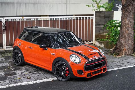 Mini Cooper S Red OZ Veloce GT Wheel | Wheel Front