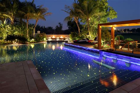 Everything You Need To Know About Swimming Pool Lights