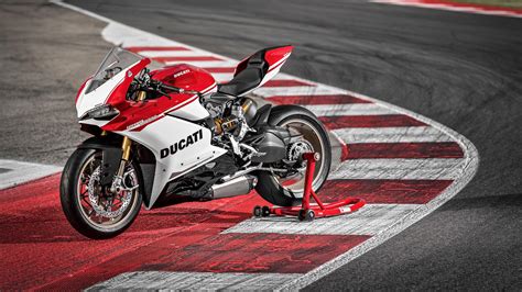 Ducati Race Wallpaper