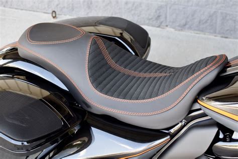 2016 Harley Davidson Road Glide Seats