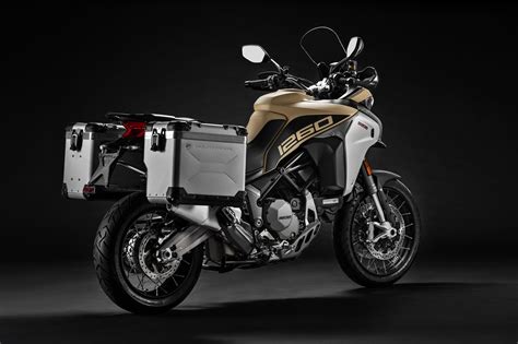 2019 Ducati Multistrada 1260 Enduro: More of Everything for the Modern ...