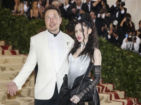 Elon Musk and Grimes pregnant? An investigation - Esquire Middle East